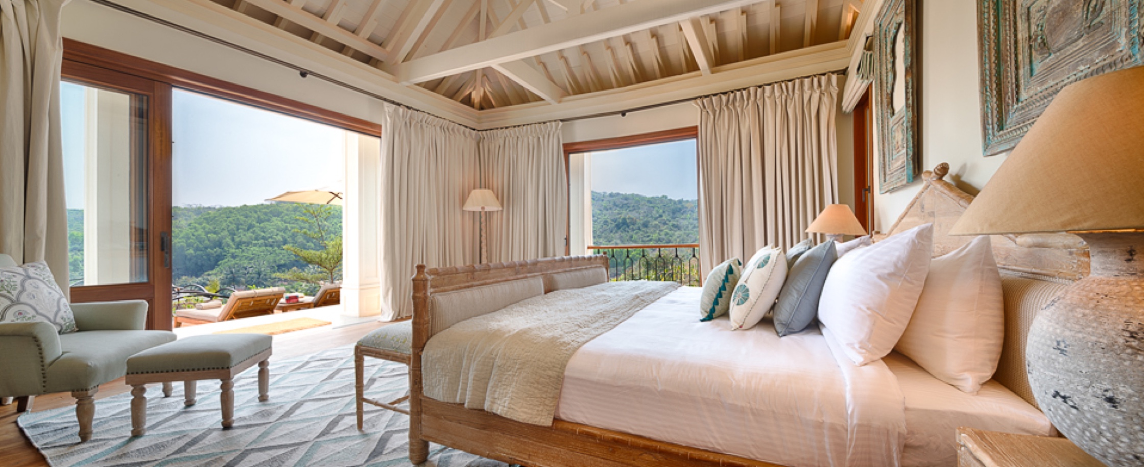 Green Garden Suite