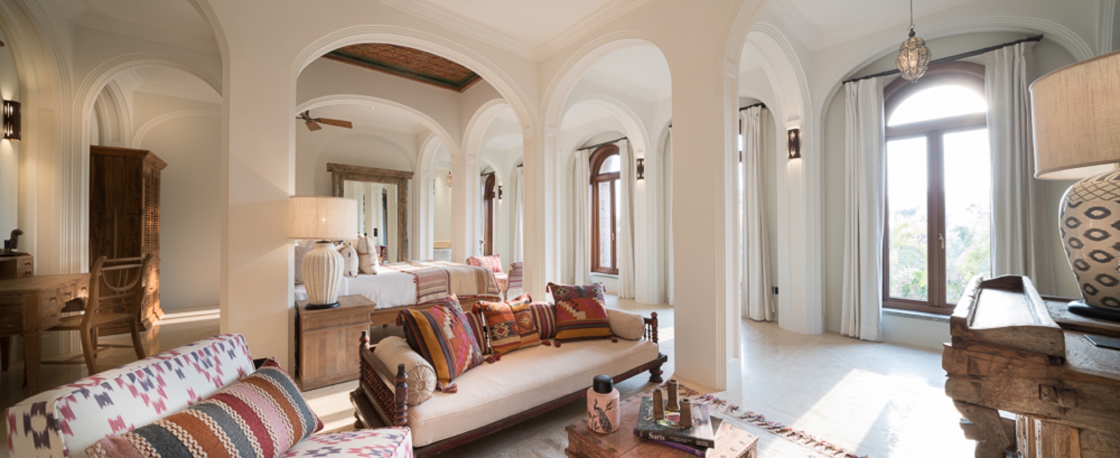 Queen Palace Suite